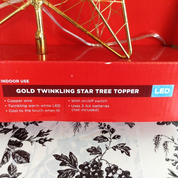 Gold Twinkling Star Tree Topper LED Lights New - Picture 2 of 3